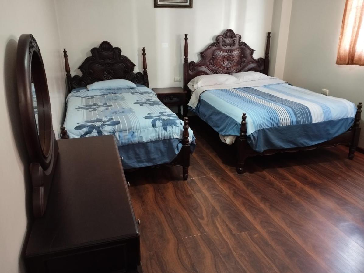Hotel Saraguro Loja Pokoj fotografie