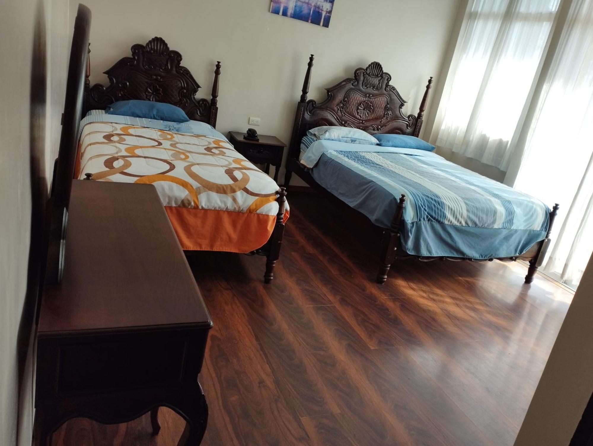 Hotel Saraguro Loja Pokoj fotografie